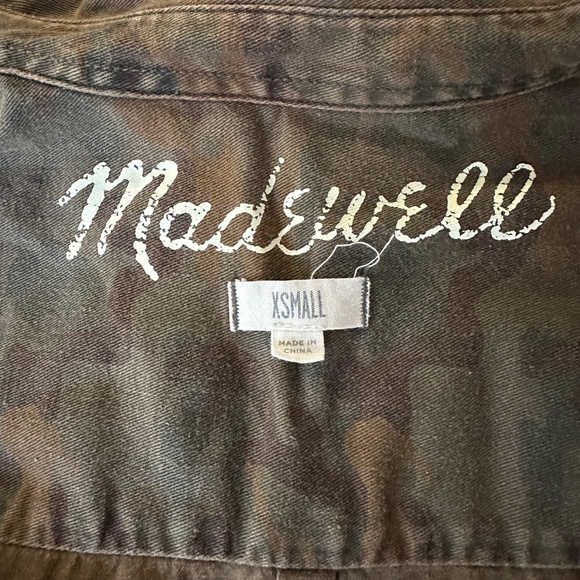 Madewell Green Camouflage Button Down Size XS - Picture 3 of 5